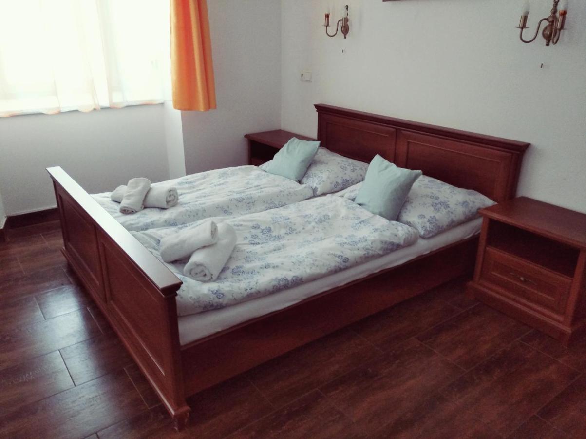 Appartement Dvur U Kaplicky à Žďár nad Sázavou Extérieur photo