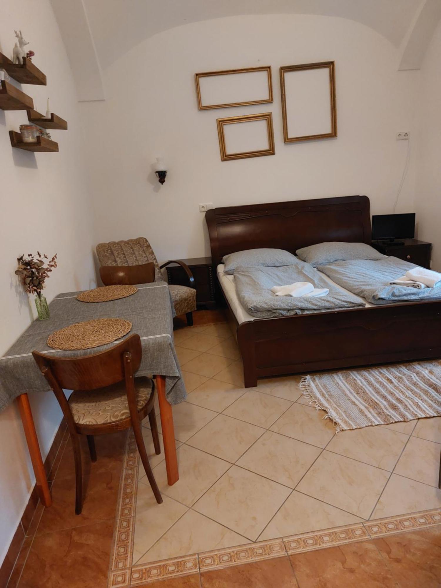 Appartement Dvur U Kaplicky à Žďár nad Sázavou Extérieur photo